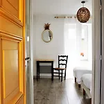 De La Vallee D'ossau אורחן 3*