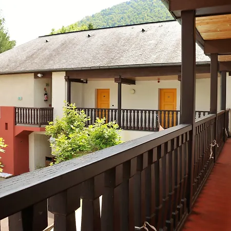 De La Vallee D'ossau