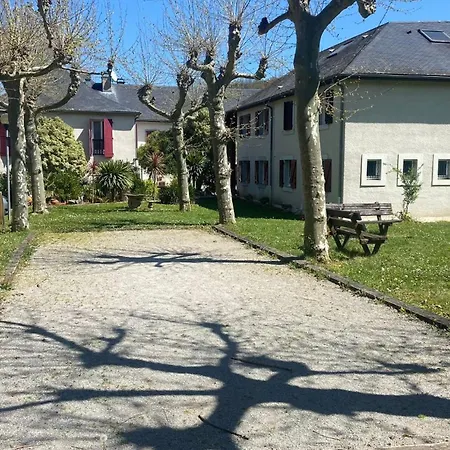 De La Vallee D'ossau Penzion 3*