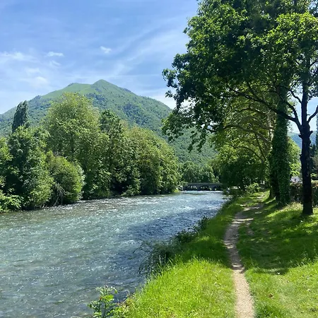 De La Vallée D'ossau