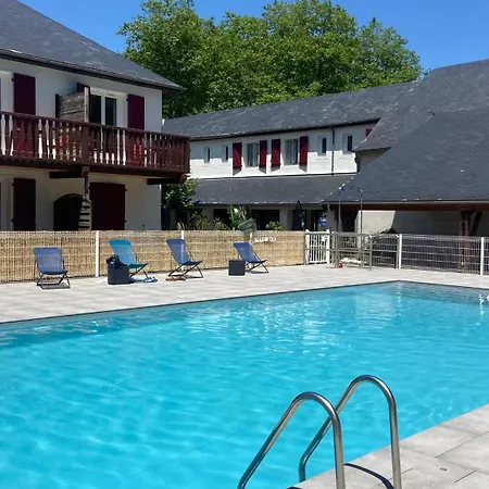 De La Vallee D'ossau 3* Izest