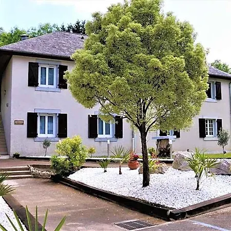 De La Vallee D'ossau Izest