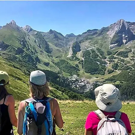 De La Vallee D'ossau Мини-отель 3*