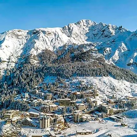 De La Vallee D'ossau Мини-отель 3*