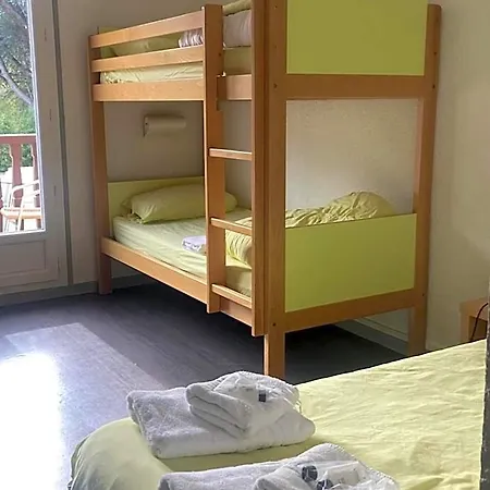 אורחן De La Vallee D'ossau 3*