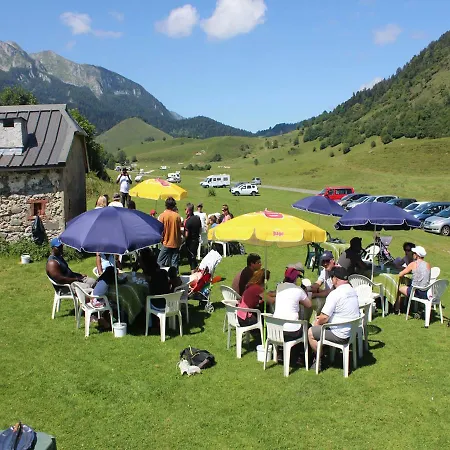 Gasthof De La Vallee D'ossau Izest