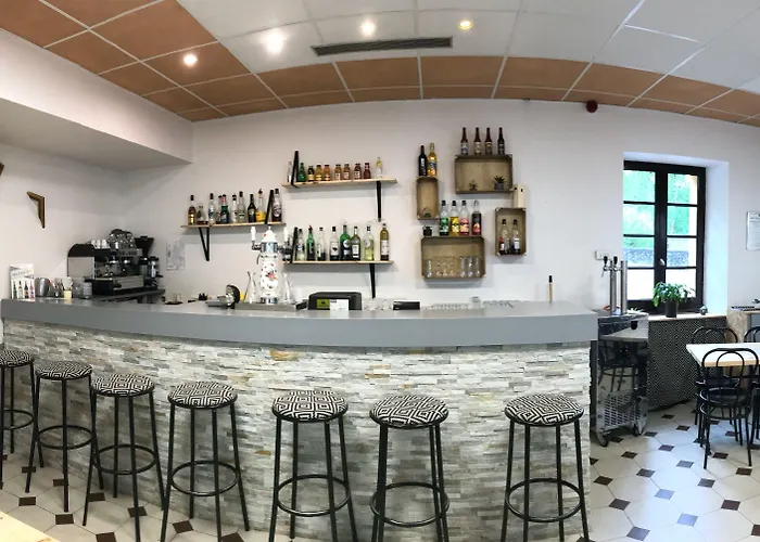 Mini-hôtel De La Vallée D'ossau 3*