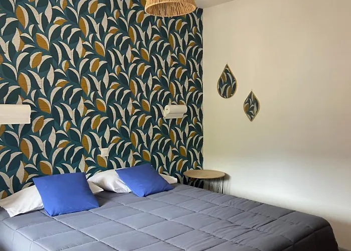 De La Vallee D'ossau 3*