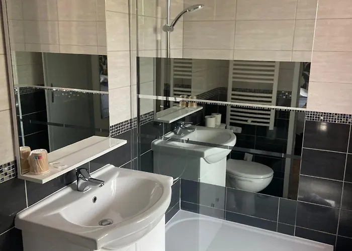 De La Vallée D'ossau Mini-hôtel Izest