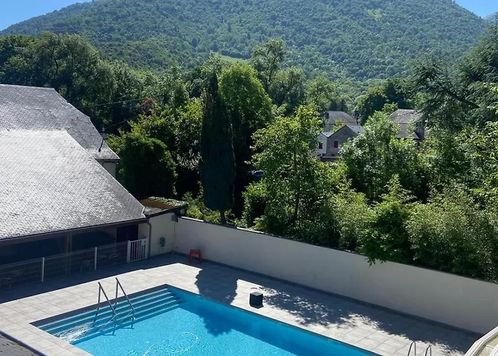 De La Vallee D'ossau